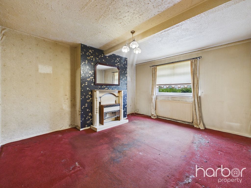 Property photo 2 of 15 5309425