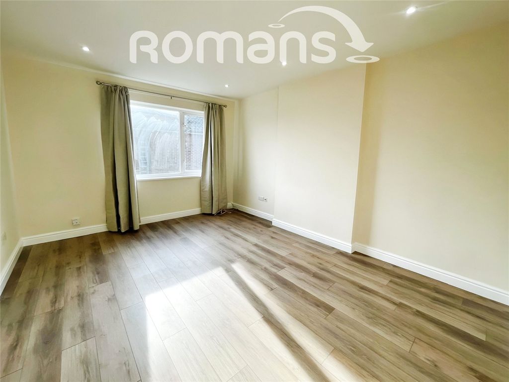 Property photo 2 of 6 Picture No. 04