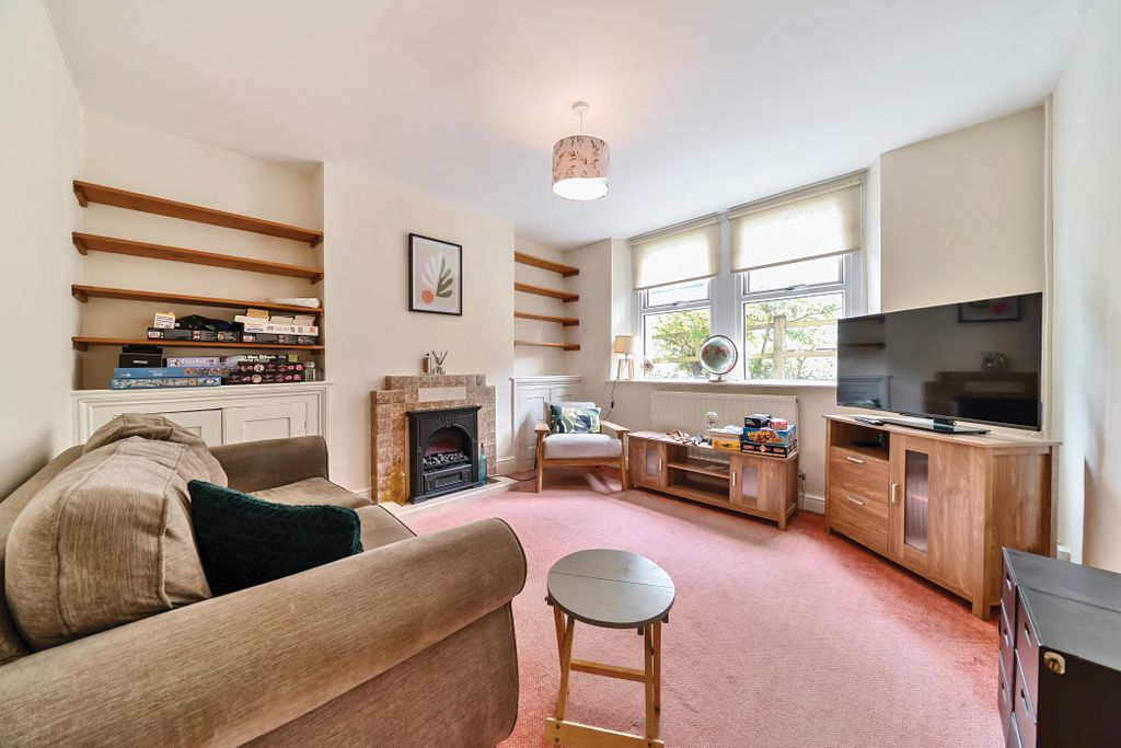 Property photo 3 of 15