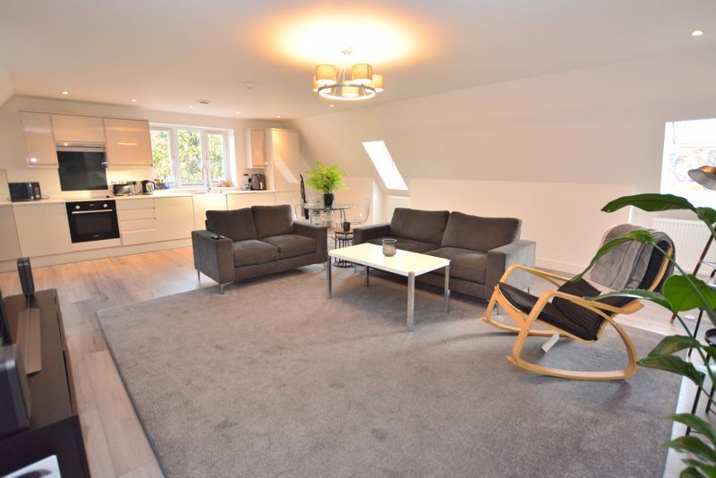 Property photo 2 of 16 Lounge Area