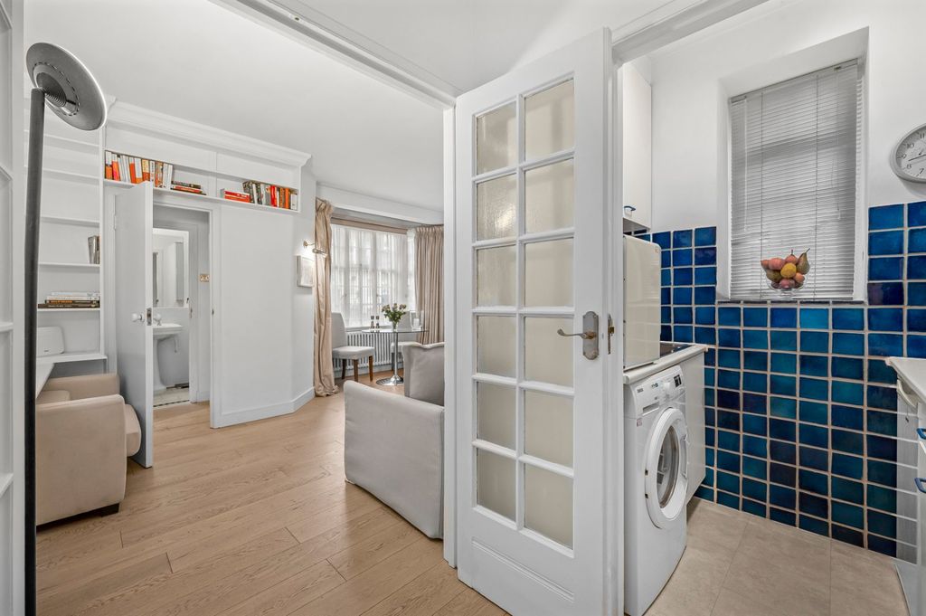 Property photo 3 of 8