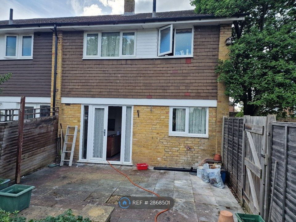 Property photo 3 of 10