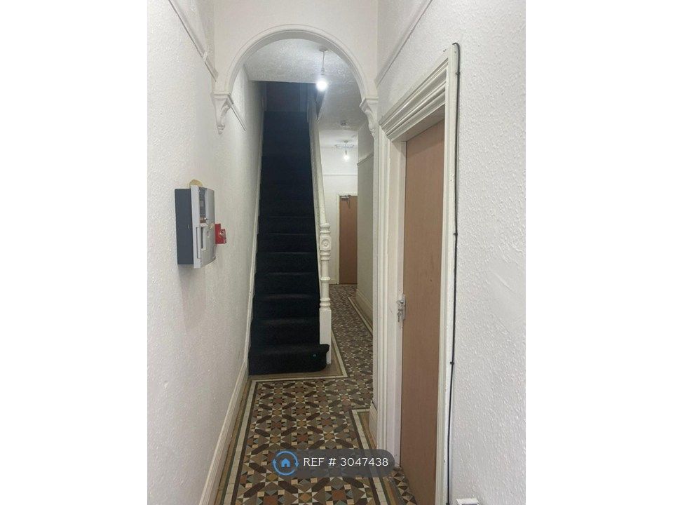 Property photo 2 of 13 Stairwell