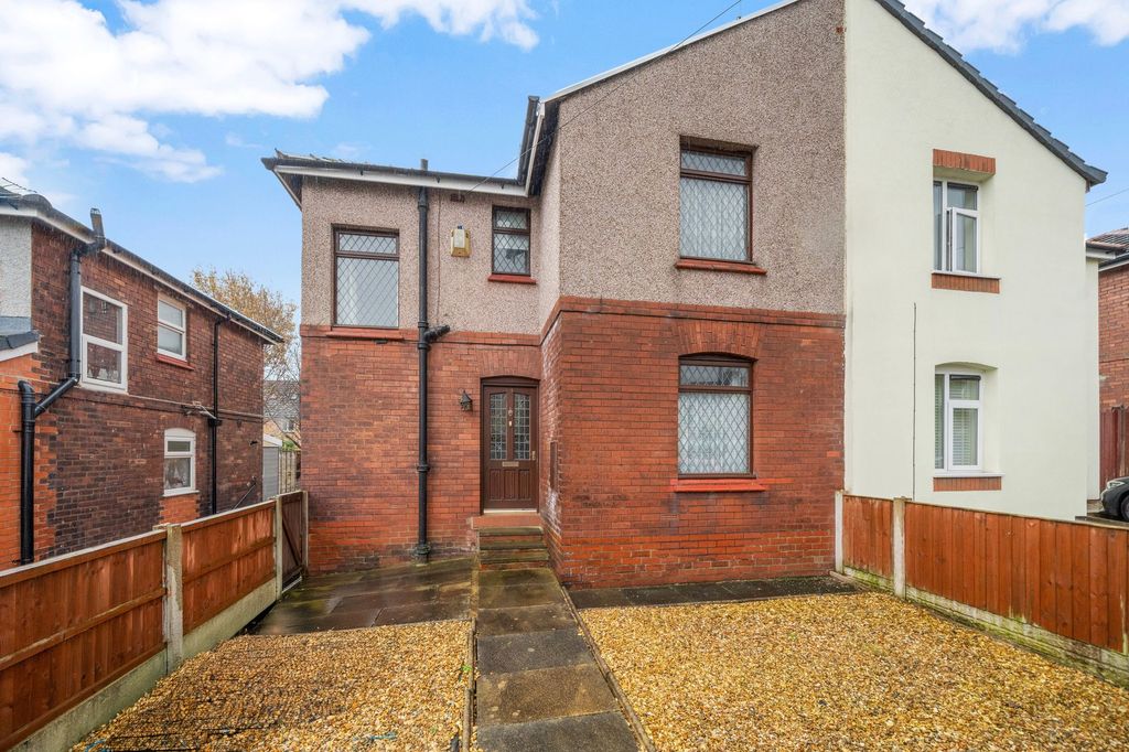 Property photo 1 of 20