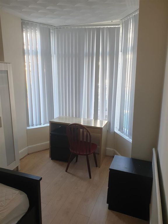 Property photo 3 of 9 Gff Bedroom - 5 King.Jpeg