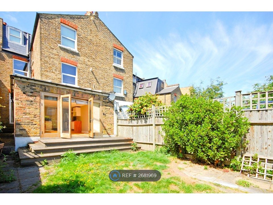 Property photo 3 of 19 Garden