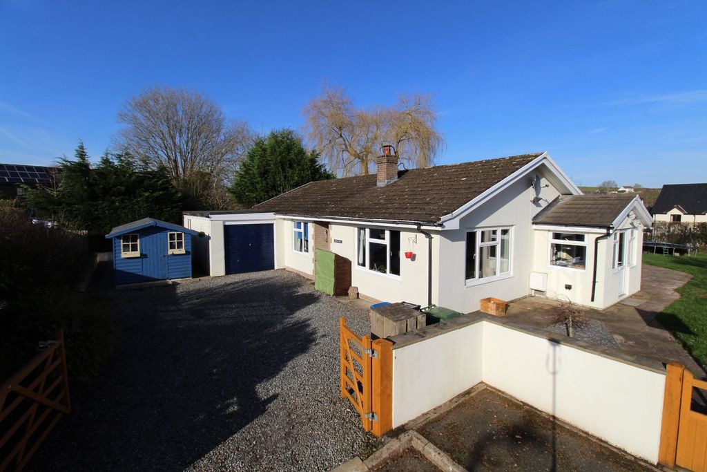 Property photo 1 of 22