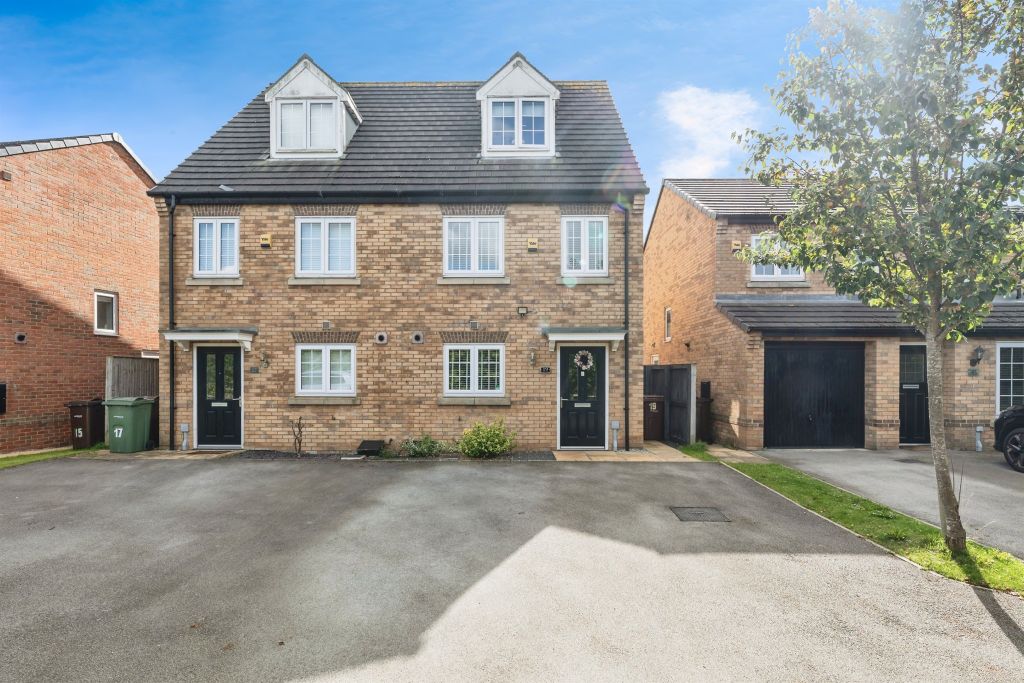 Property photo 1 of 17