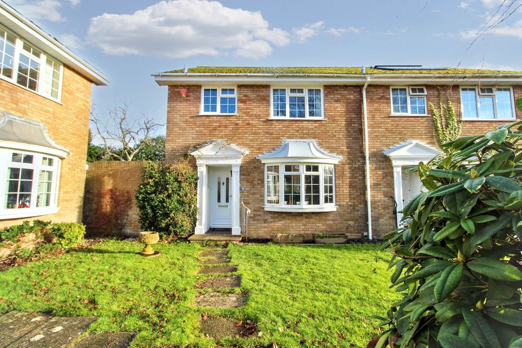 Property photo 2 of 16