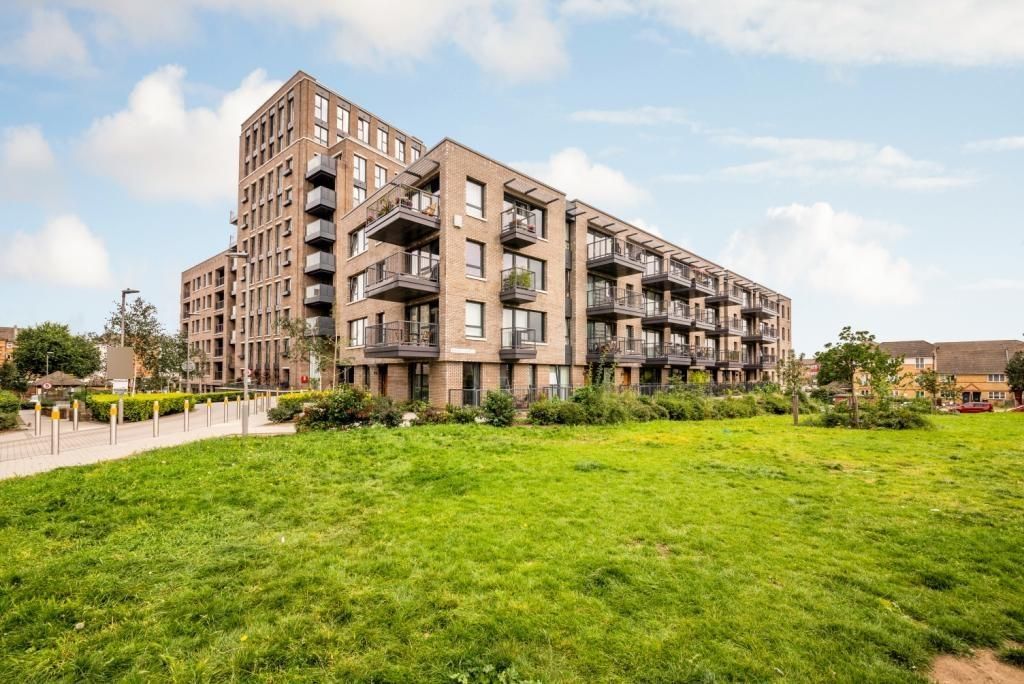 Property photo 3 of 13 Photo 2