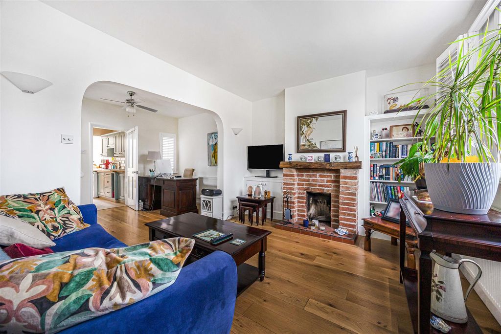 Property photo 2 of 19 Reception Room