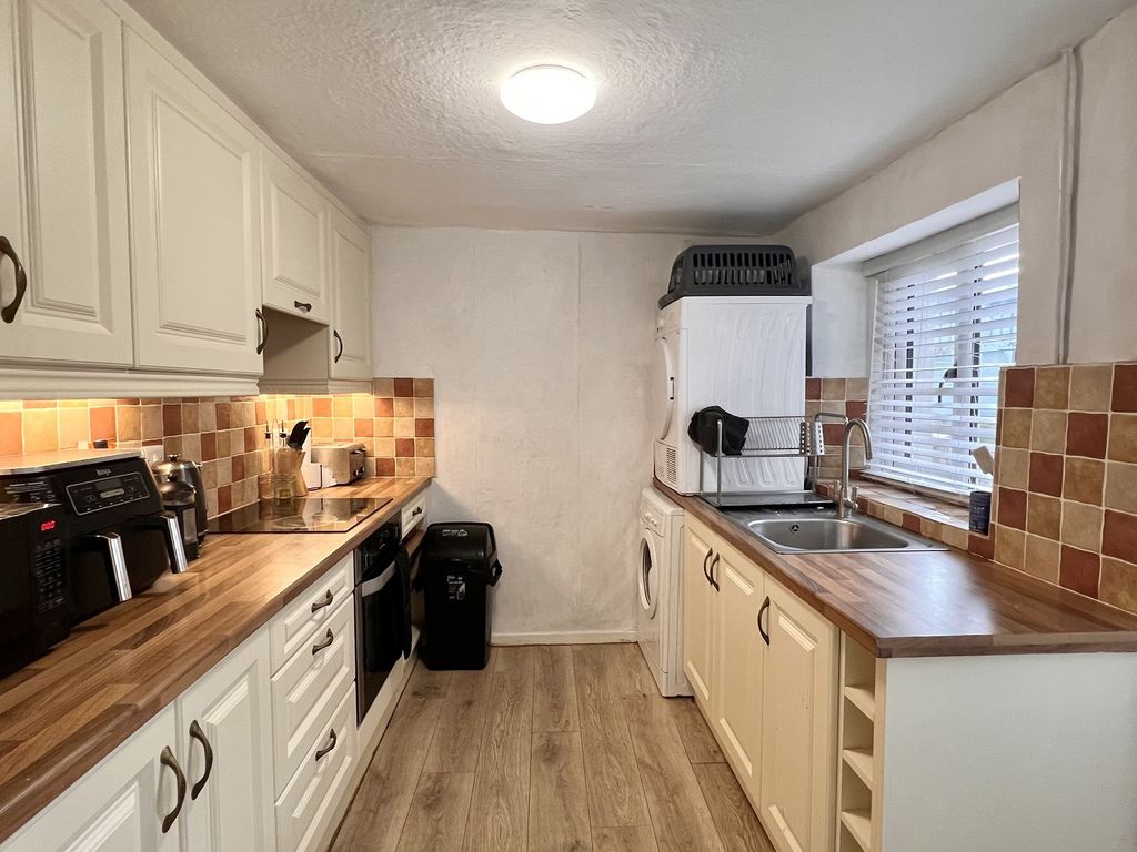 Property photo 3 of 11 Not Specified