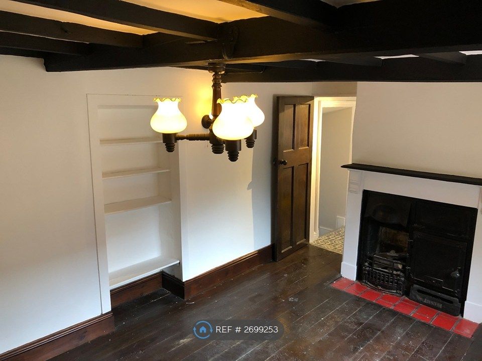 Property photo 3 of 12