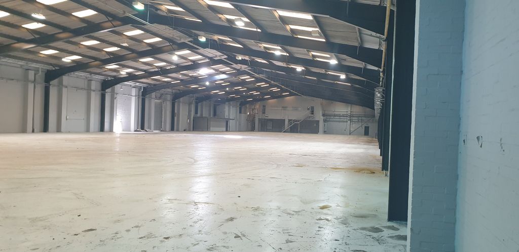 Property photo 3 of 9