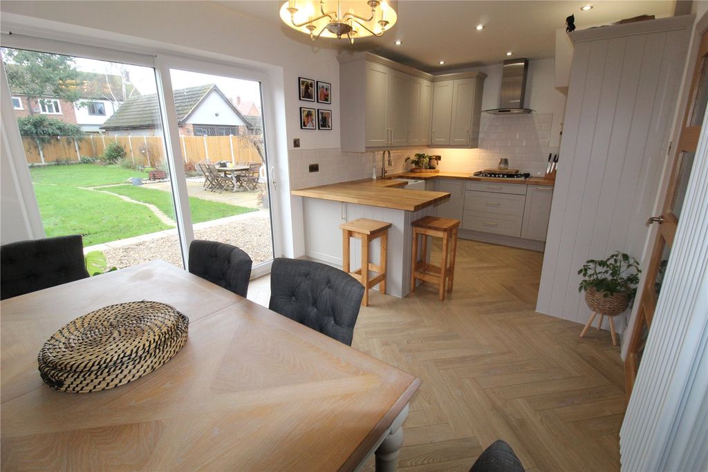 Property photo 3 of 15 Picture No. 09