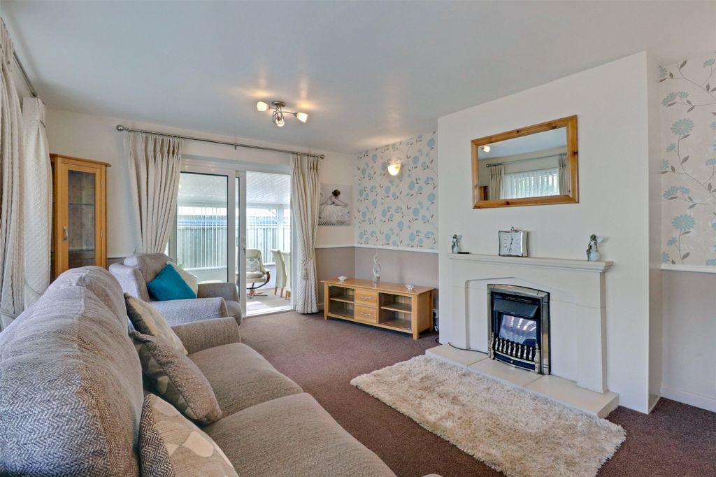 Property photo 2 of 25 2 - Picture No. 08