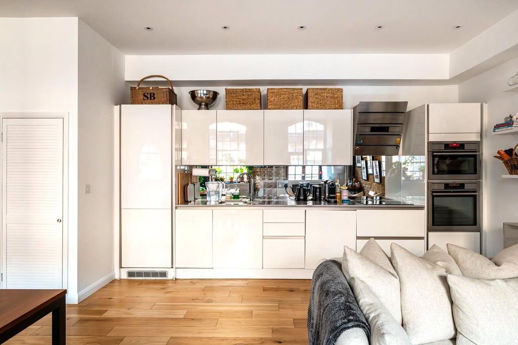 Property photo 2 of 11 Picture No. 06