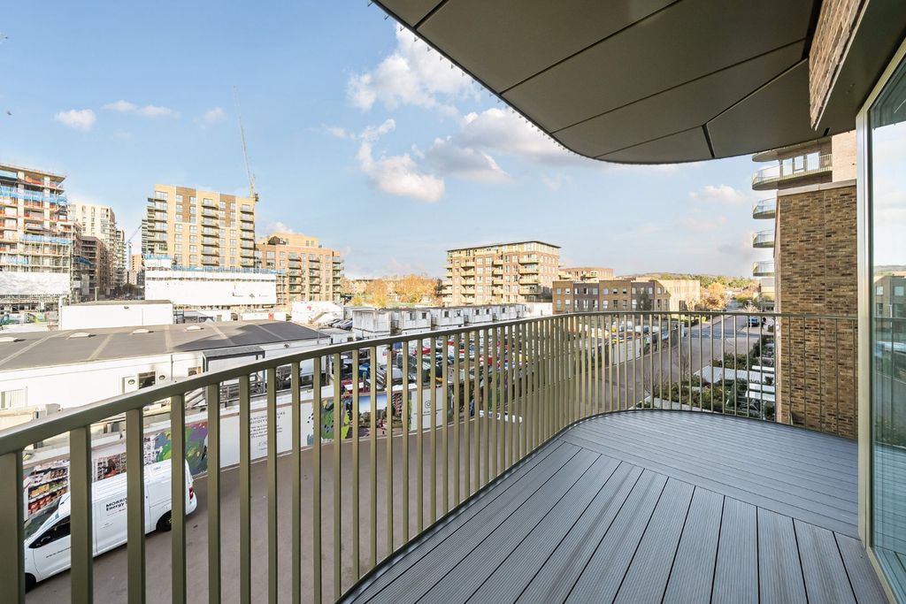 Property photo 3 of 13 Picture No. 02