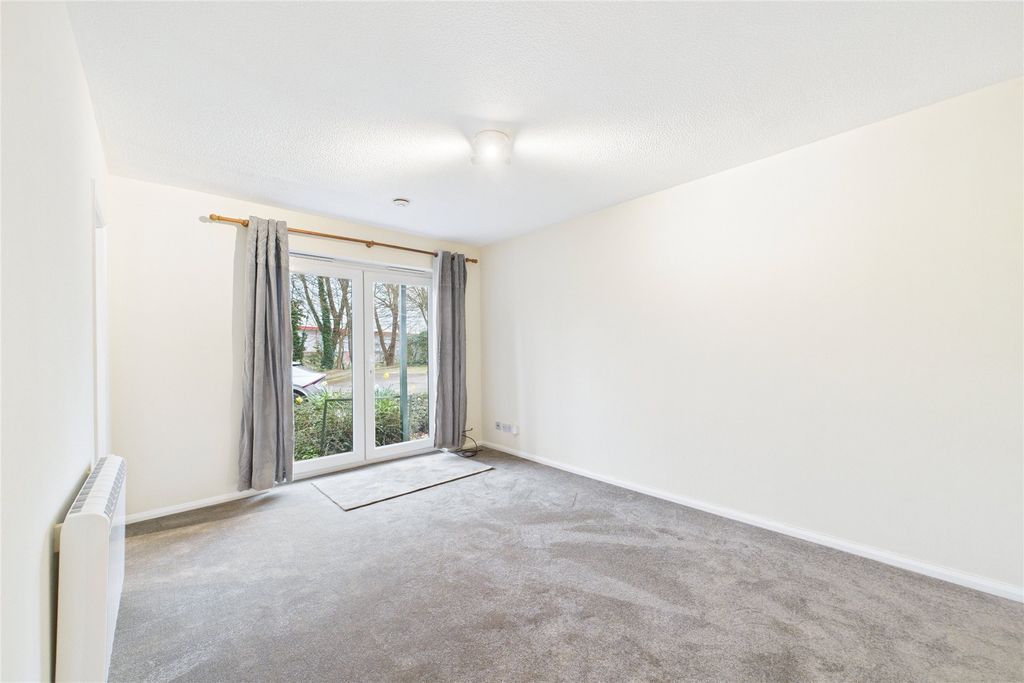 Property photo 2 of 7 Picture No. 20