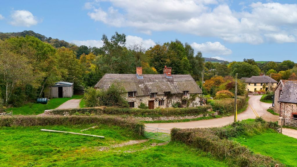 Property photo 1 of 26