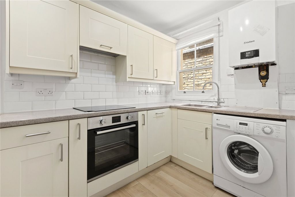 Property photo 2 of 14 Picture No. 20
