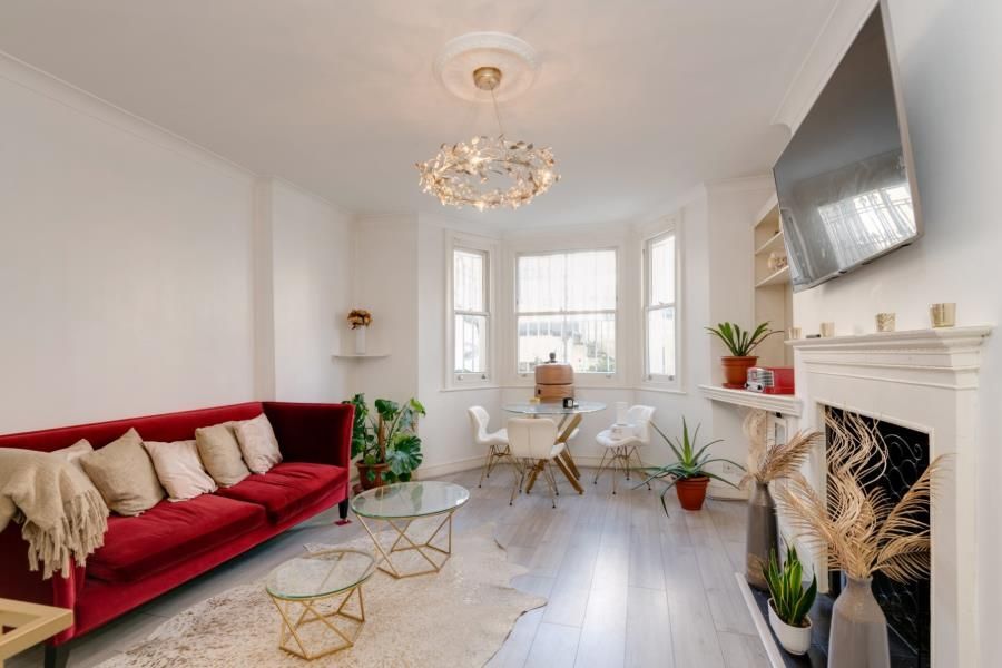 Property photo 2 of 7