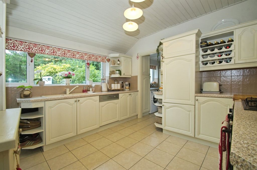 Additional image 26 of 4 bed detached house for saleCwrt Gwilym Farm, Coychurch, Bridgend CF35