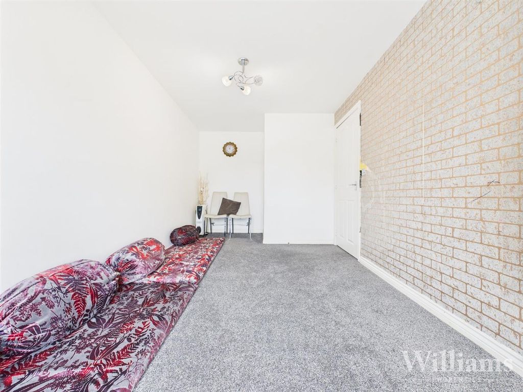 Property photo 3 of 16 Cam04950G0-Pr0080-Still017.Jpg