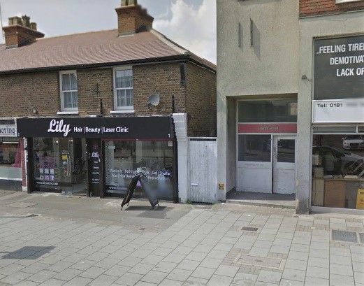 Property photo 1 of 6 2 Bedroom Flat