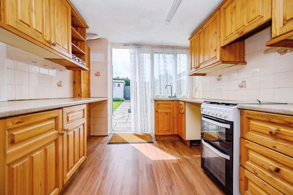 Property photo 2 of 17