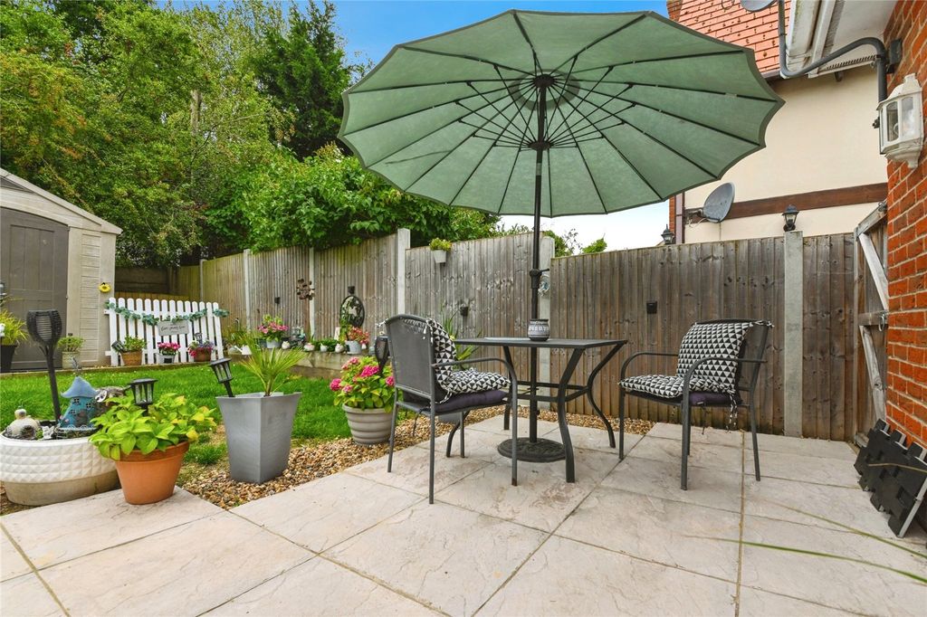 Property photo 1 of 19 Garden