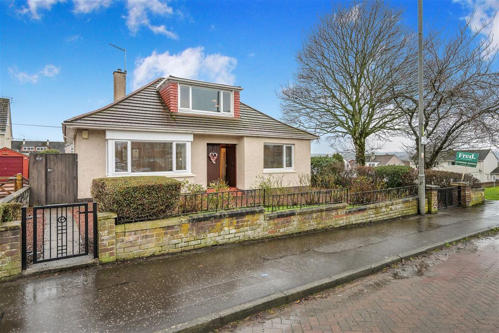 Property photo 2 of 34