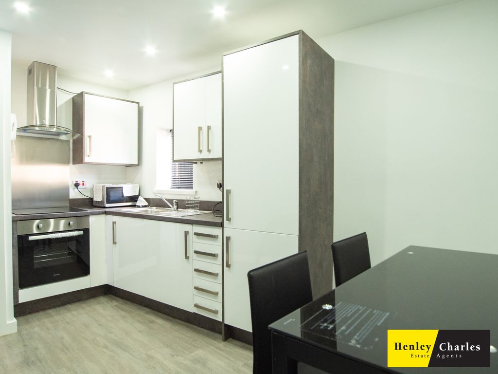 Property photo 1 of 3 Kitchen