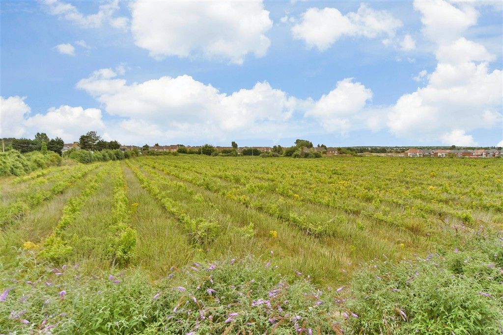 Property photo 2 of 10 Views