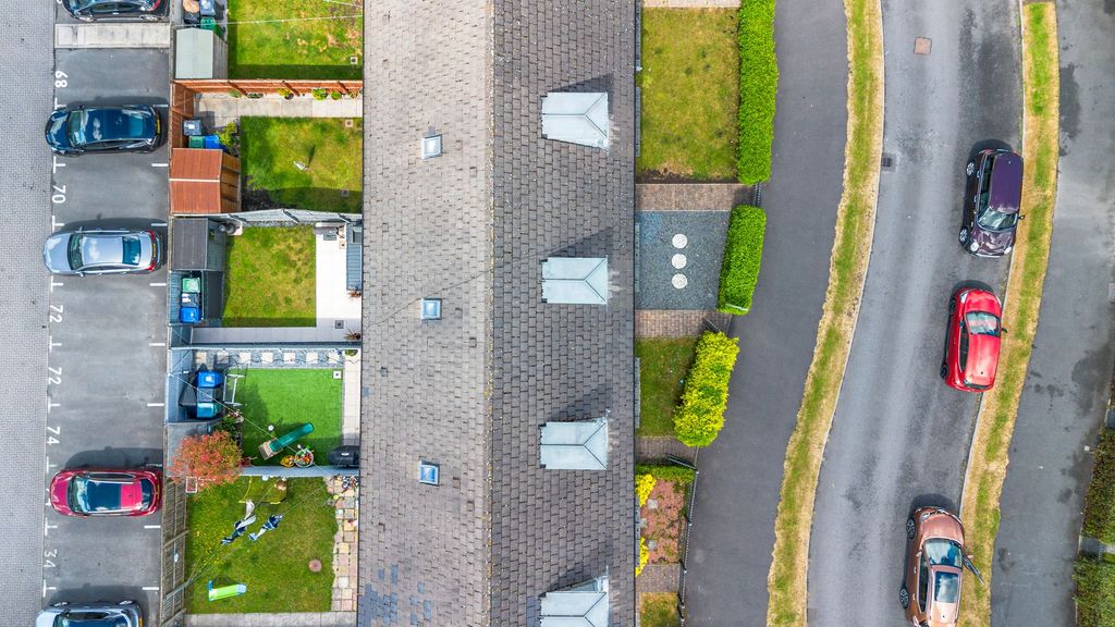 Property photo 2 of 23