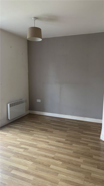 Property photo 3 of 12 Picture No. 09