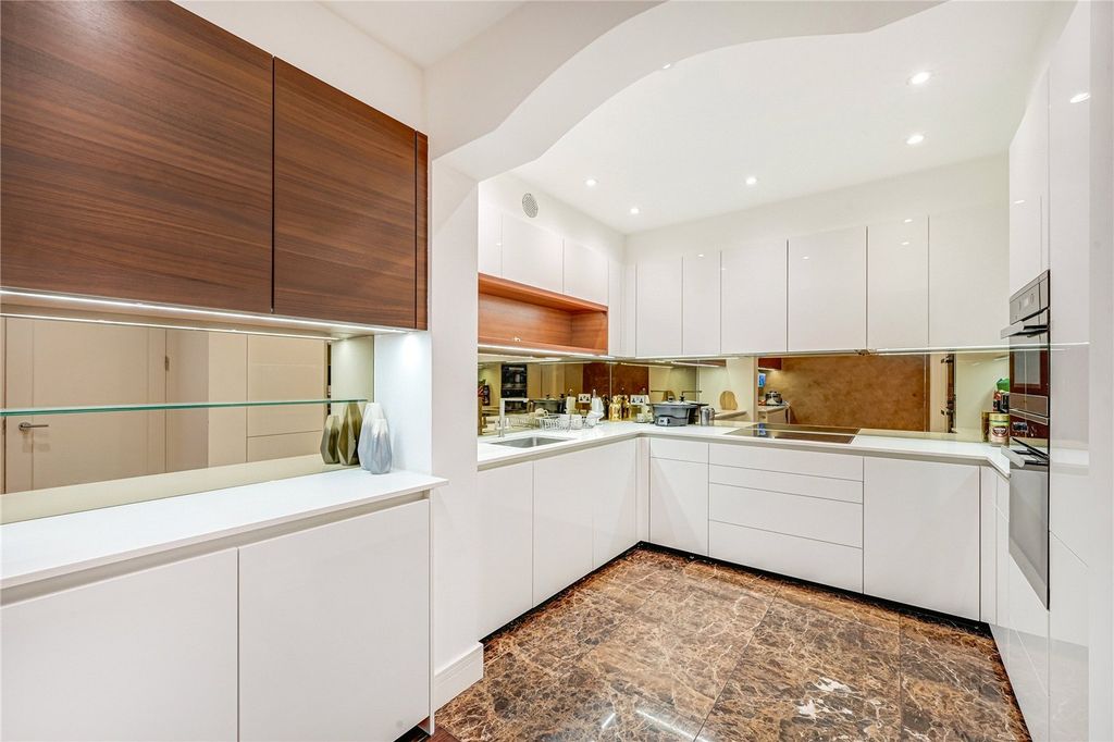 Property photo 2 of 14 Picture No. 05