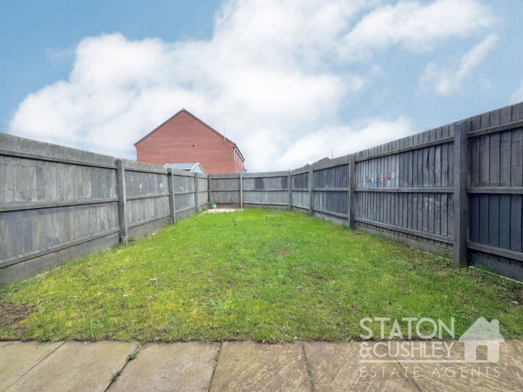 Property photo 2 of 21