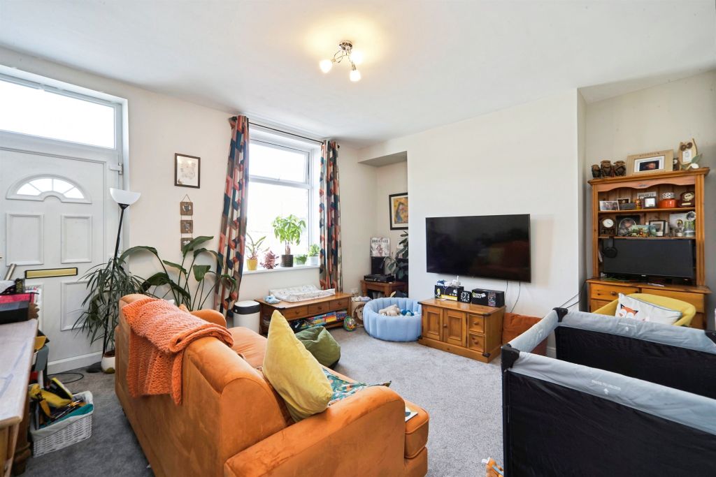 Property photo 2 of 13
