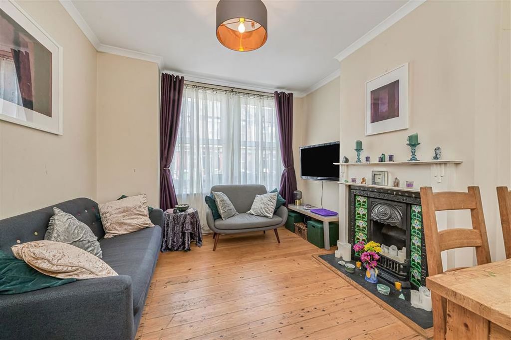 Property photo 2 of 9