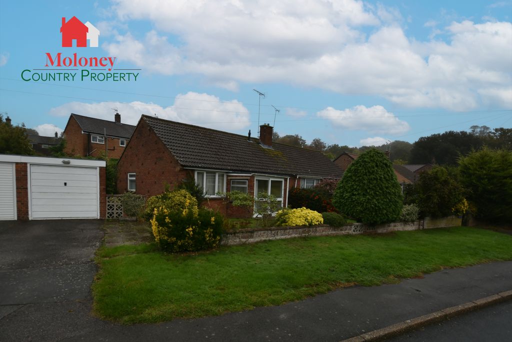 Property photo 1 of 12