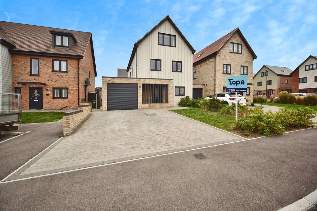 Property photo 2 of 20 Dsc_7456-2