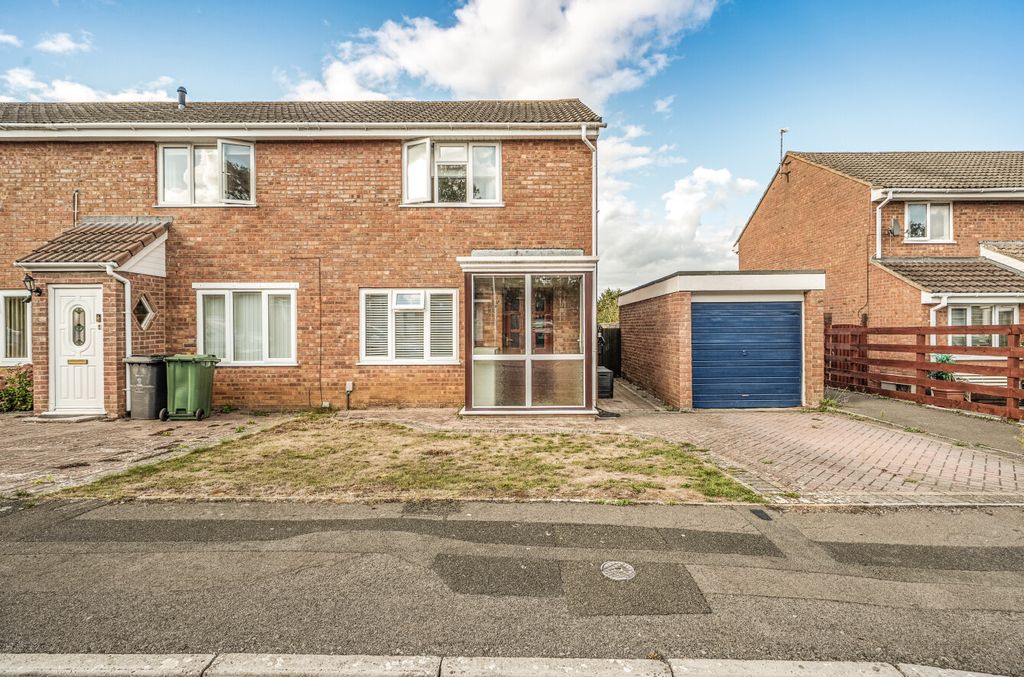Property photo 1 of 12 15225606
