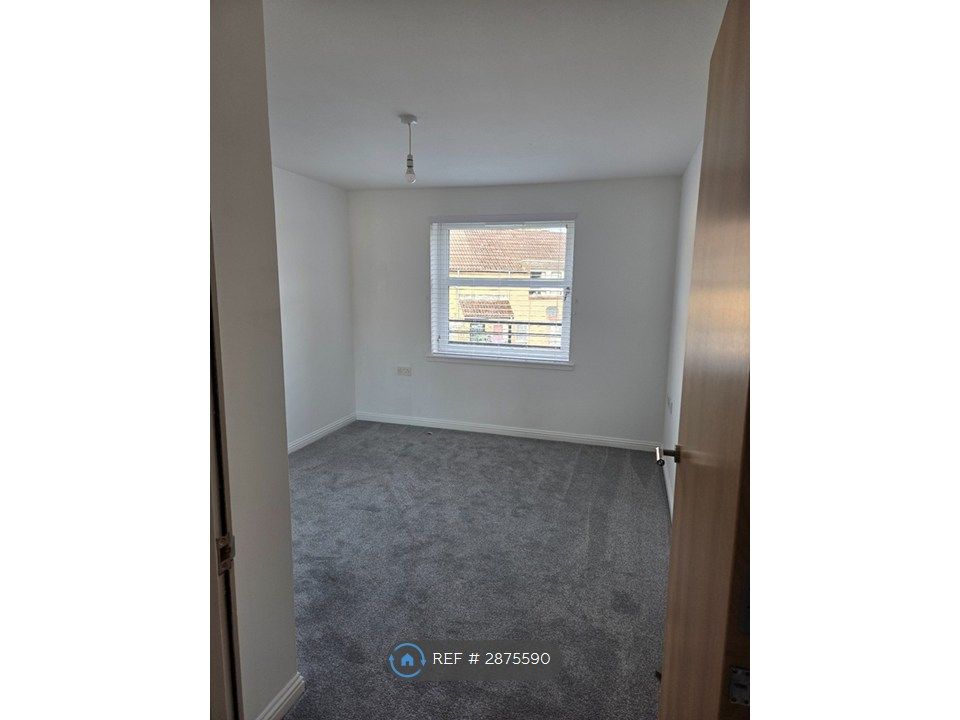 Property photo 2 of 18 Bedroom 2