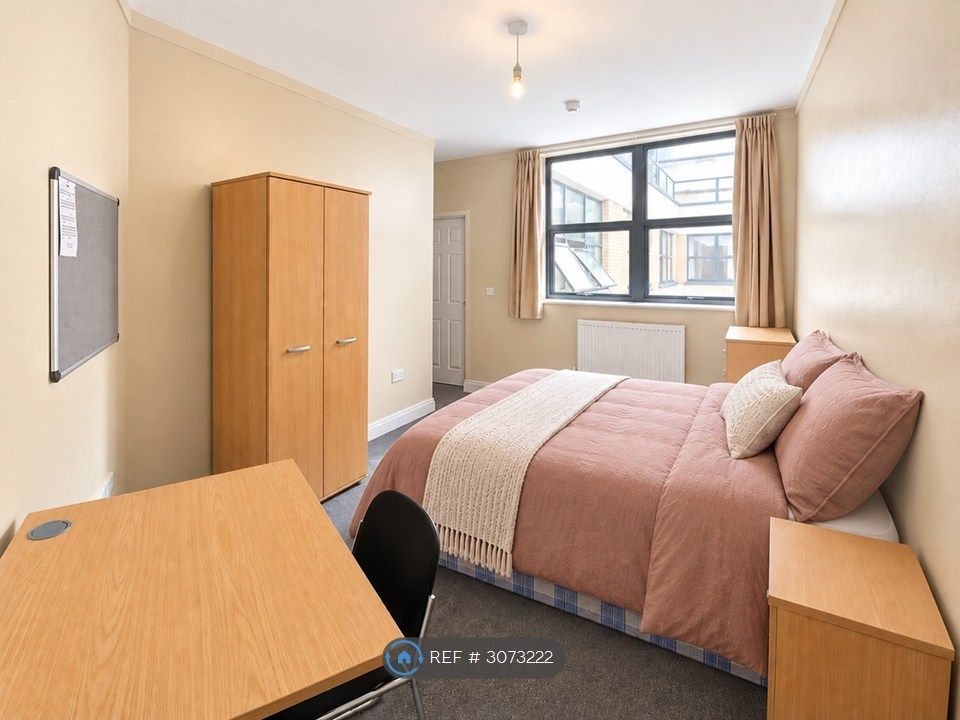 Property photo 3 of 7