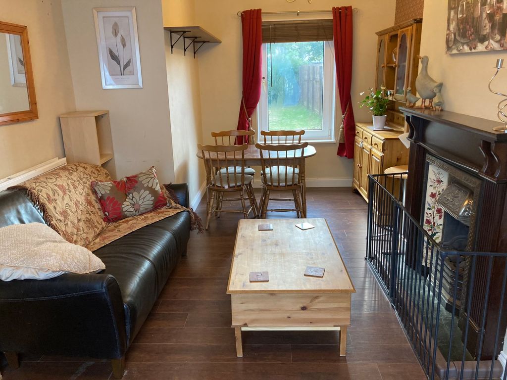 Property photo 2 of 8 Photo 2