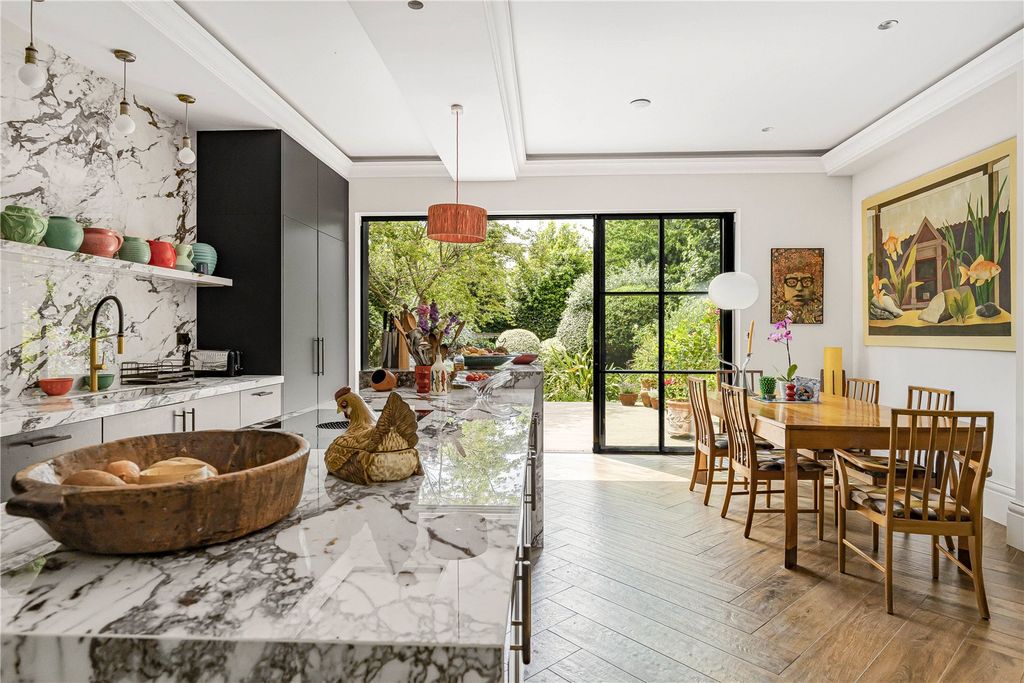 Property photo 1 of 20 Kitchen