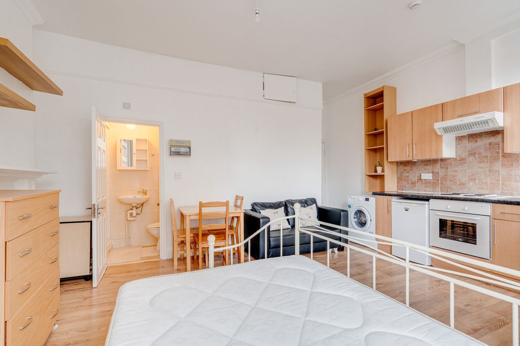 Property photo 3 of 6 Dsc04262Hdr