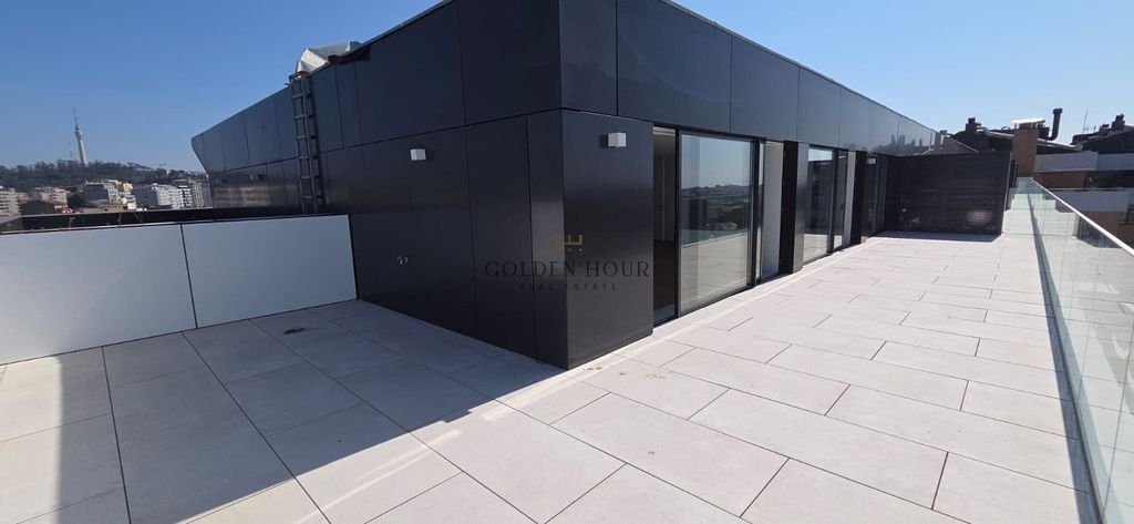 Property photo 1 of 49 T4 Penthouse Eleven Gaia | 3 Suites & Grand Terraces