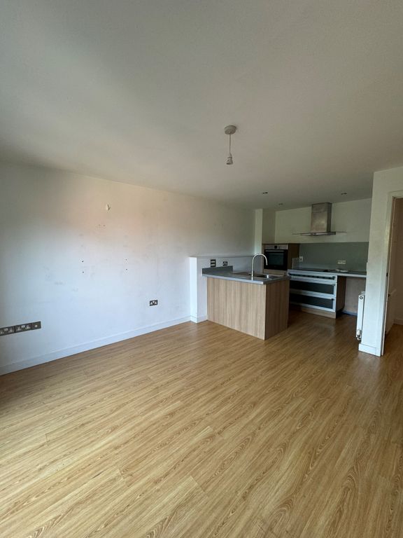 Property photo 2 of 5 4